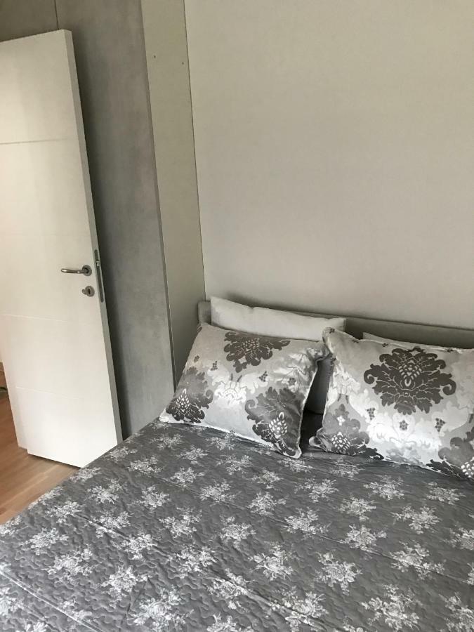 Apartman Oslo เบลเกรด ภายนอก รูปภาพ