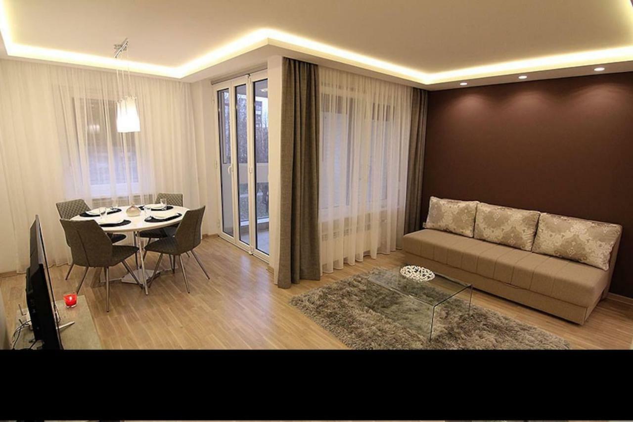 Apartman Oslo เบลเกรด ภายนอก รูปภาพ